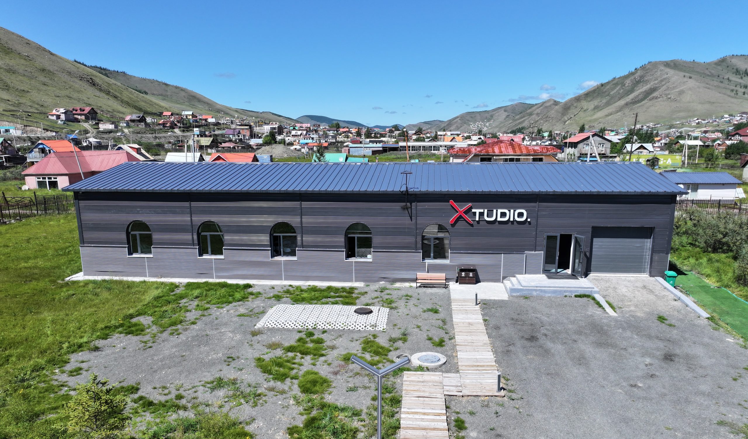 XTUDIO: YOUR CREATIVE SPACE